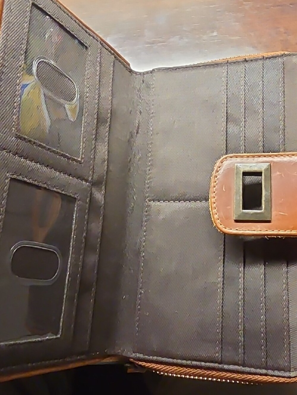 STS Ranchwear Brown Leather Wallet with Black-and-White Haircalf Panel - Picture 5 of 12